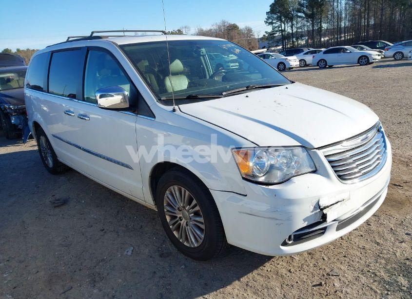 2016 Chrysler Town & COUNTRY TOURING-L ANNIVERSARY EDITION (VIN 2C4RC1CG9GR149004) main photo