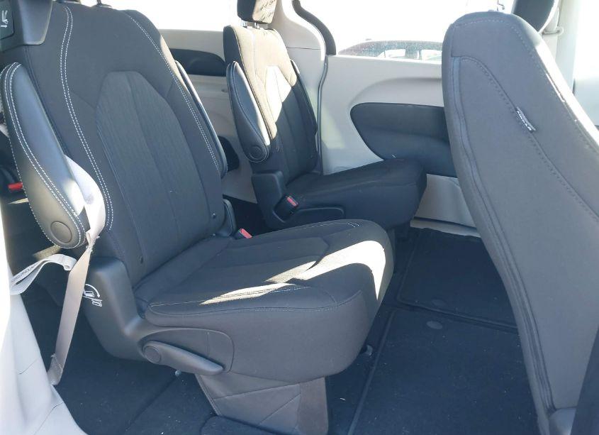 Photo 8 of 2023 Chrysler Voyager LX (VIN 2C4RC1CG9PR596058)