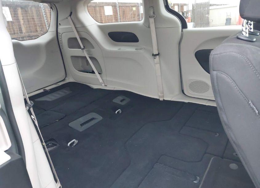 Photo 8 of 2023 Chrysler Voyager LX (VIN 2C4RC1CG9PR596903)