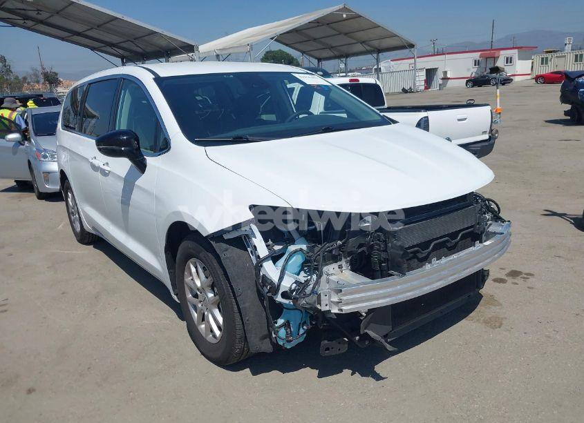 2024 Chrysler Voyager LX (VIN 2C4RC1CG9RR121206) main photo