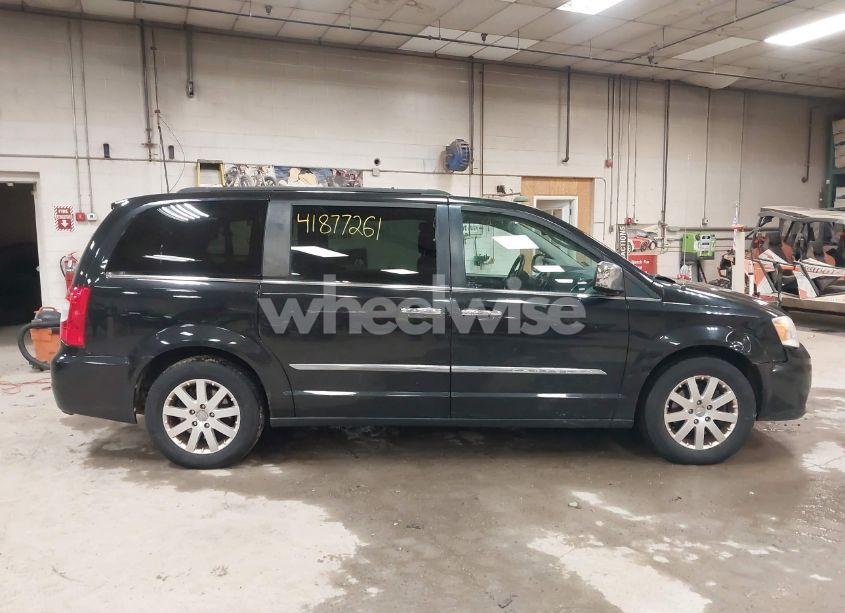 Photo 14 of 2012 Chrysler Town & COUNTRY TOURING-L (VIN 2C4RC1CGXCR136577)