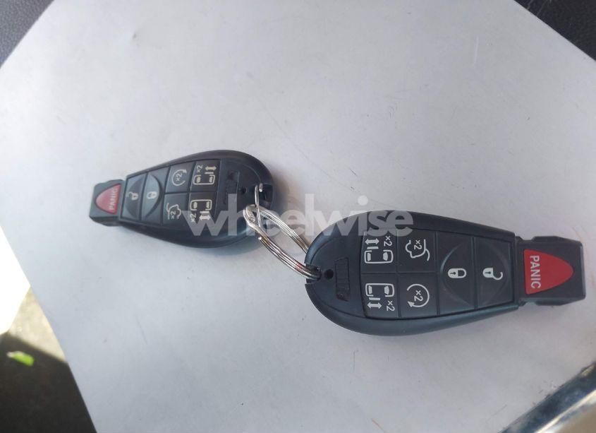 Photo 11 of 2012 Chrysler Town & COUNTRY TOURING-L (VIN 2C4RC1CGXCR169921)