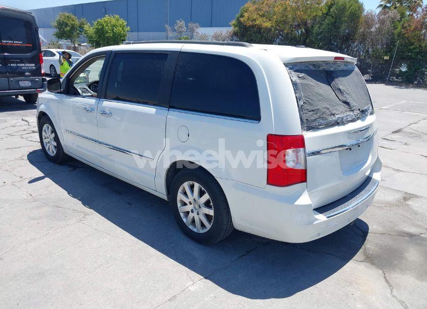 Photo 3 of 2012 Chrysler Town & COUNTRY TOURING-L (VIN 2C4RC1CGXCR303553)