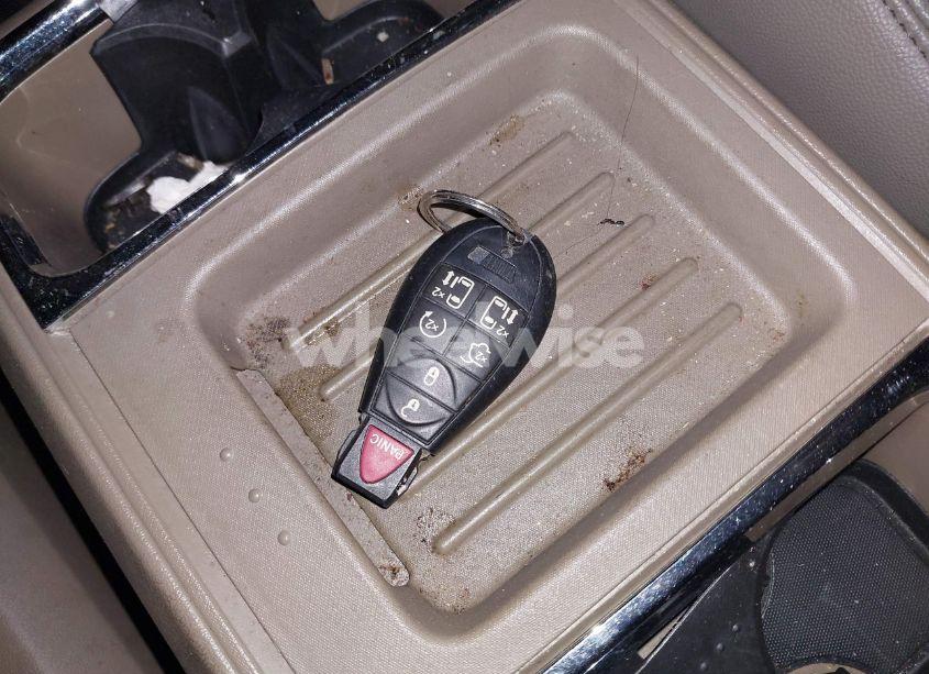 Photo 11 of 2012 Chrysler Town & COUNTRY TOURING-L (VIN 2C4RC1CGXCR362988)