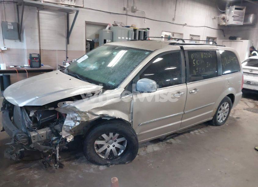 Photo 2 of 2012 Chrysler Town & COUNTRY TOURING-L (VIN 2C4RC1CGXCR362988)