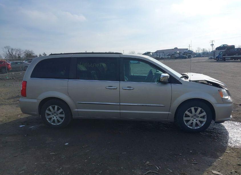 Photo 13 of 2012 Chrysler Town & COUNTRY TOURING-L (VIN 2C4RC1CGXCR416256)