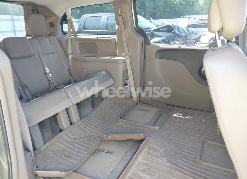 Photo 8 of 2013 Chrysler Town & COUNTRY TOURING-L (VIN 2C4RC1CGXDR511613)