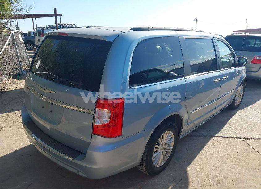 Photo 4 of 2013 Chrysler Town & COUNTRY TOURING-L (VIN 2C4RC1CGXDR542246)