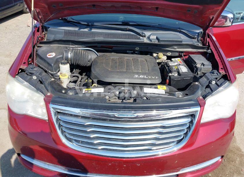 Photo 10 of 2013 Chrysler Town & COUNTRY TOURING-L (VIN 2C4RC1CGXDR596016)