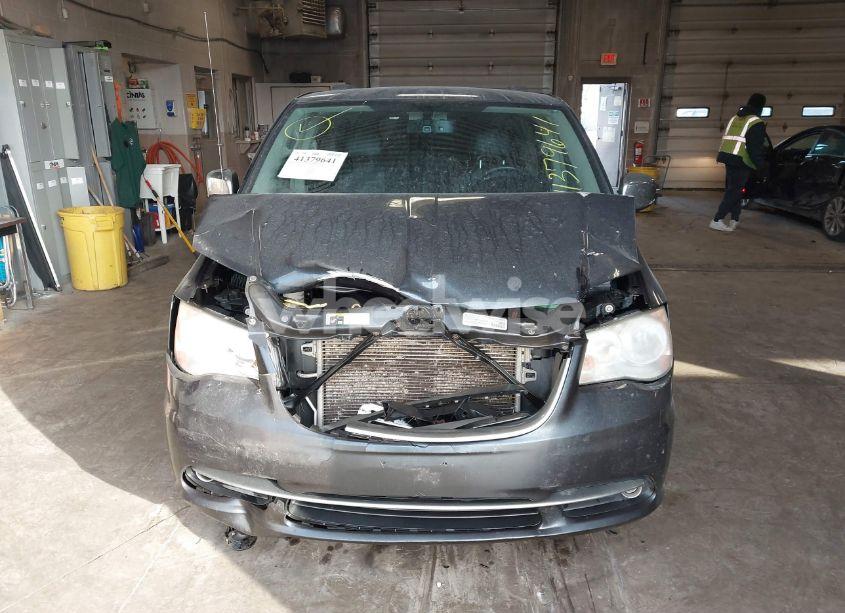 Photo 12 of 2013 Chrysler Town & COUNTRY TOURING-L (VIN 2C4RC1CGXDR615664)