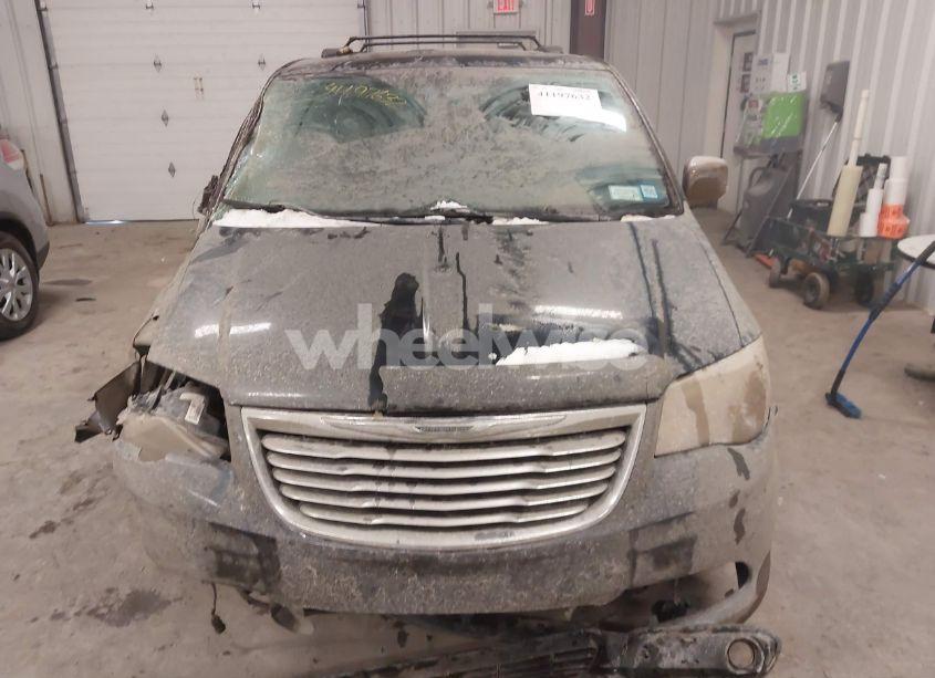 Photo 12 of 2013 Chrysler Town & COUNTRY TOURING-L (VIN 2C4RC1CGXDR677260)