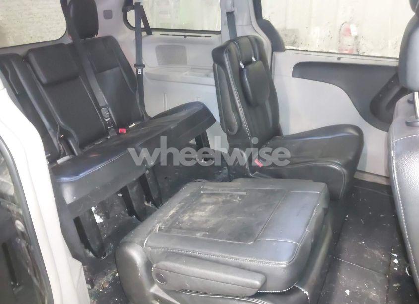 Photo 8 of 2013 Chrysler Town & COUNTRY TOURING-L (VIN 2C4RC1CGXDR677260)