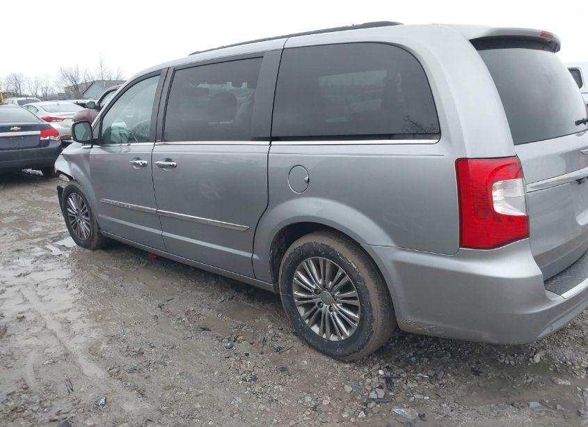 Photo 14 of 2013 Chrysler Town & COUNTRY TOURING-L (VIN 2C4RC1CGXDR778721)