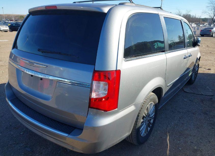 Photo 4 of 2013 Chrysler Town & COUNTRY TOURING-L (VIN 2C4RC1CGXDR781666)