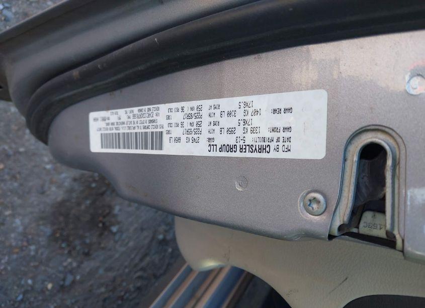 Photo 9 of 2013 Chrysler Town & COUNTRY TOURING-L (VIN 2C4RC1CGXDR781666)