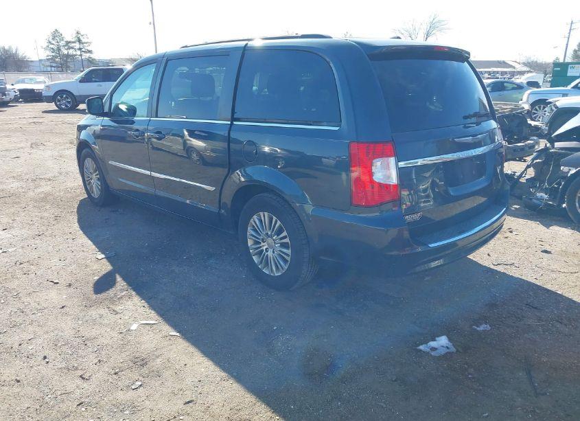 Photo 3 of 2013 Chrysler Town & COUNTRY TOURING-L (VIN 2C4RC1CGXDR783076)