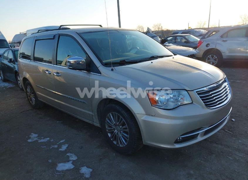 2014 Chrysler Town & COUNTRY TOURING-L (VIN 2C4RC1CGXER191906) main photo