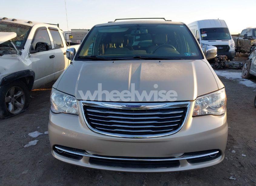 Photo 12 of 2014 Chrysler Town & COUNTRY TOURING-L (VIN 2C4RC1CGXER191906)