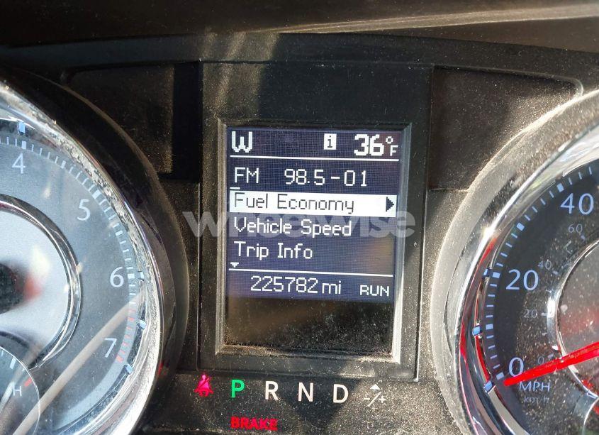 Photo 15 of 2014 Chrysler Town & COUNTRY TOURING-L (VIN 2C4RC1CGXER191906)