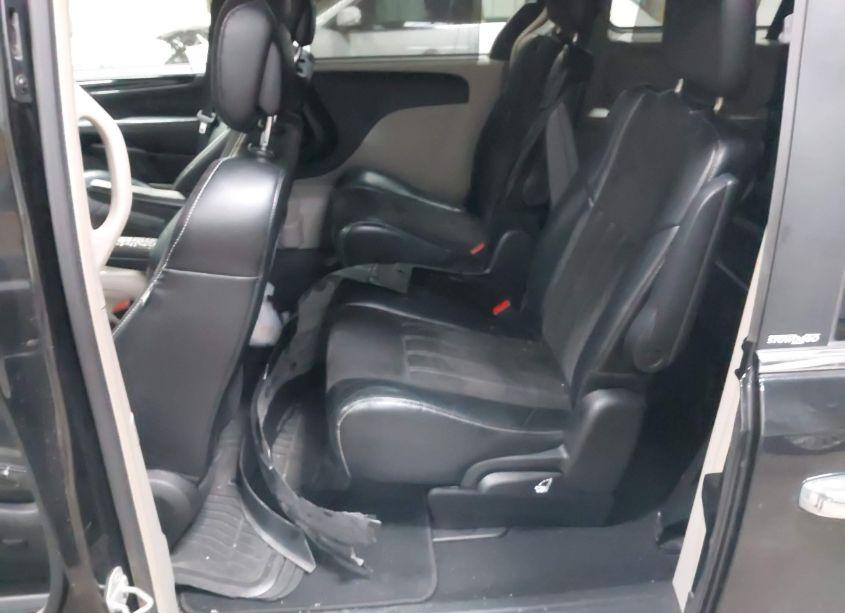 Photo 8 of 2014 Chrysler Town & COUNTRY TOURING-L 30TH ANNIVERSARY (VIN 2C4RC1CGXER249710)