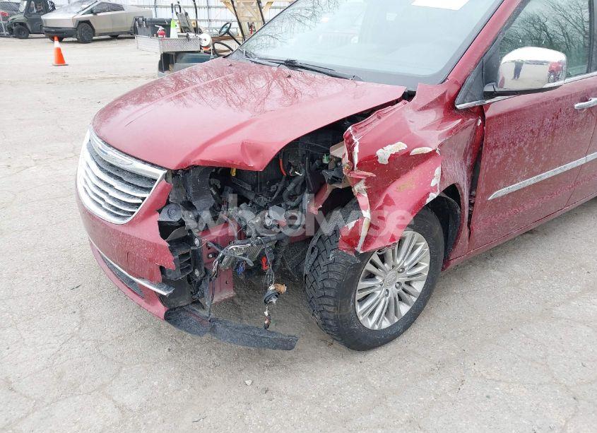 Photo 6 of 2015 Chrysler Town & COUNTRY TOURING-L (VIN 2C4RC1CGXFR526616)