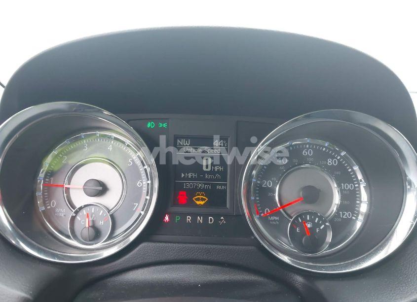 Photo 7 of 2015 Chrysler Town & COUNTRY TOURING-L (VIN 2C4RC1CGXFR674944)