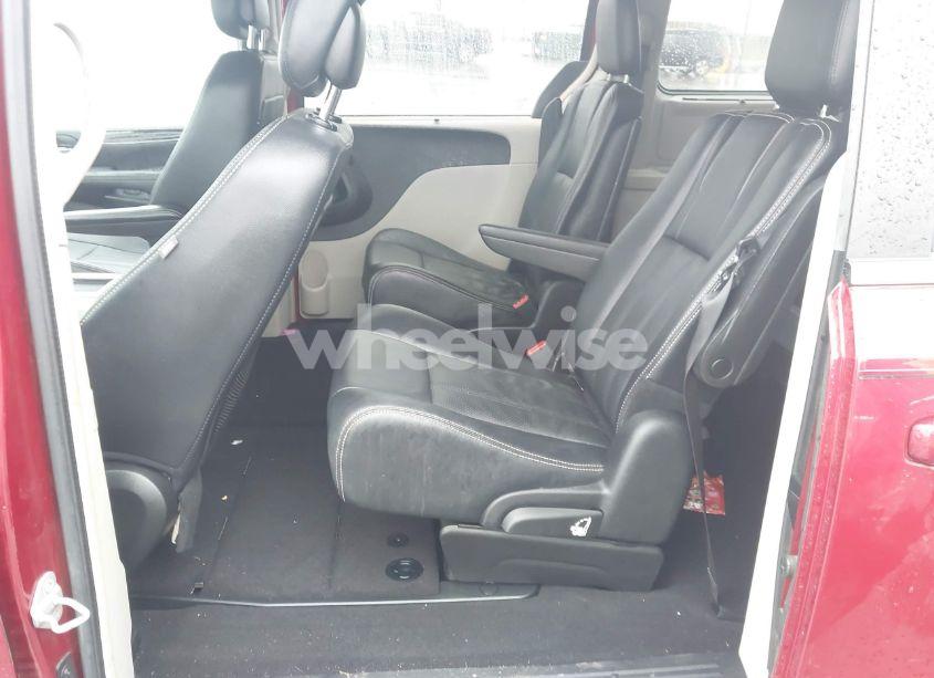 Photo 8 of 2015 Chrysler Town & COUNTRY TOURING-L (VIN 2C4RC1CGXFR674944)