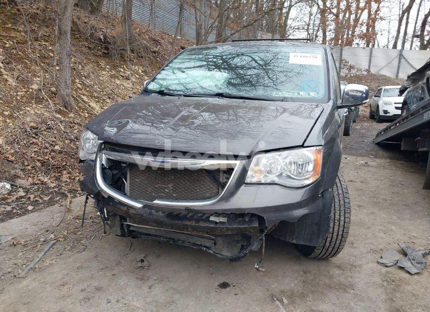 Photo 12 of 2015 Chrysler Town & COUNTRY TOURING-L (VIN 2C4RC1CGXFR731384)