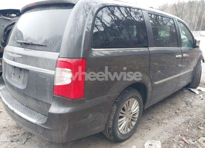 Photo 20 of 2015 Chrysler Town & COUNTRY TOURING-L (VIN 2C4RC1CGXFR731384)