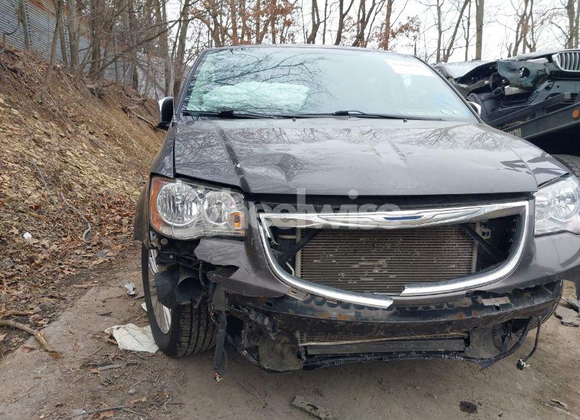 Photo 22 of 2015 Chrysler Town & COUNTRY TOURING-L (VIN 2C4RC1CGXFR731384)