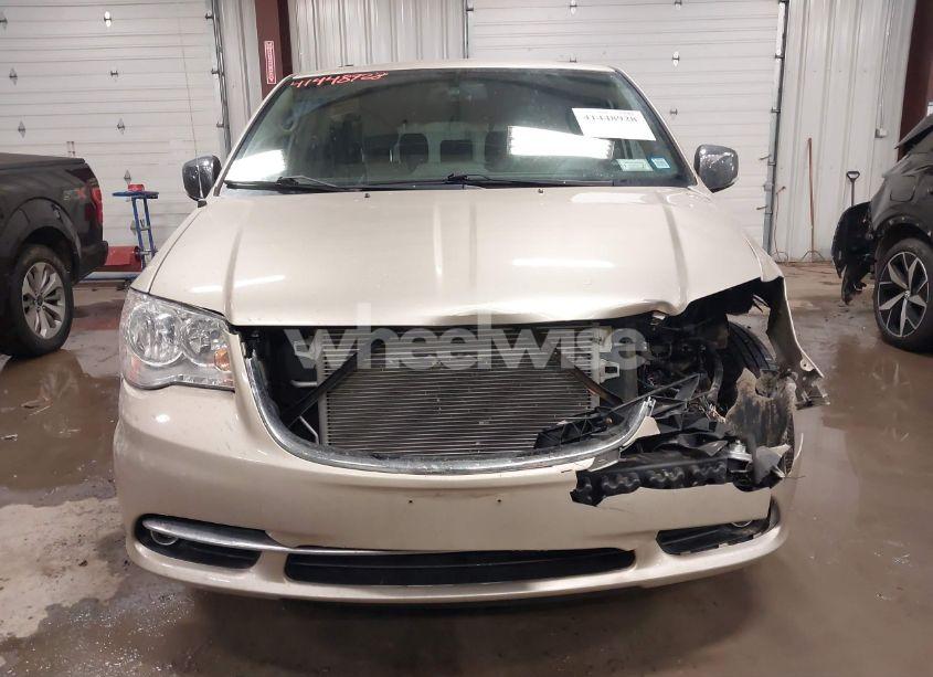 Photo 12 of 2015 Chrysler Town & COUNTRY TOURING-L (VIN 2C4RC1CGXFR754602)