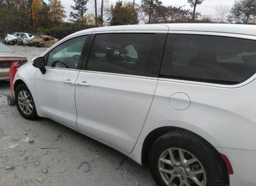 Photo 14 of 2023 Chrysler Voyager LX (VIN 2C4RC1CGXPR576840)