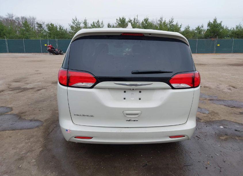 Photo 17 of 2017 Chrysler Pacifica TOURING (VIN 2C4RC1DG0HR552546)