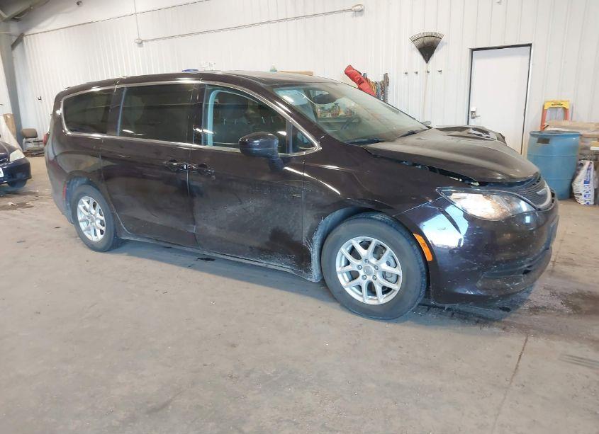 2017 Chrysler Pacifica TOURING (VIN 2C4RC1DG0HR571534) main photo