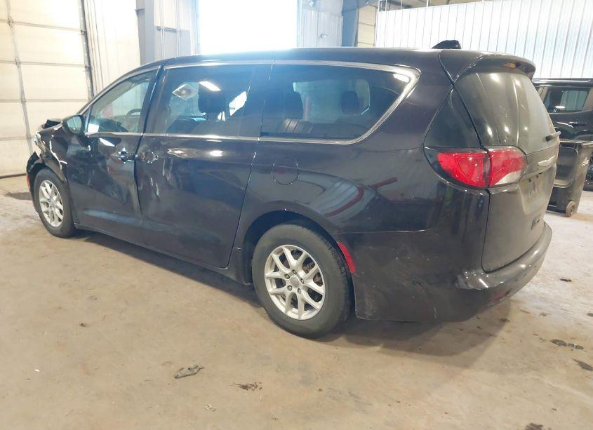 Photo 3 of 2017 Chrysler Pacifica TOURING (VIN 2C4RC1DG0HR571534)