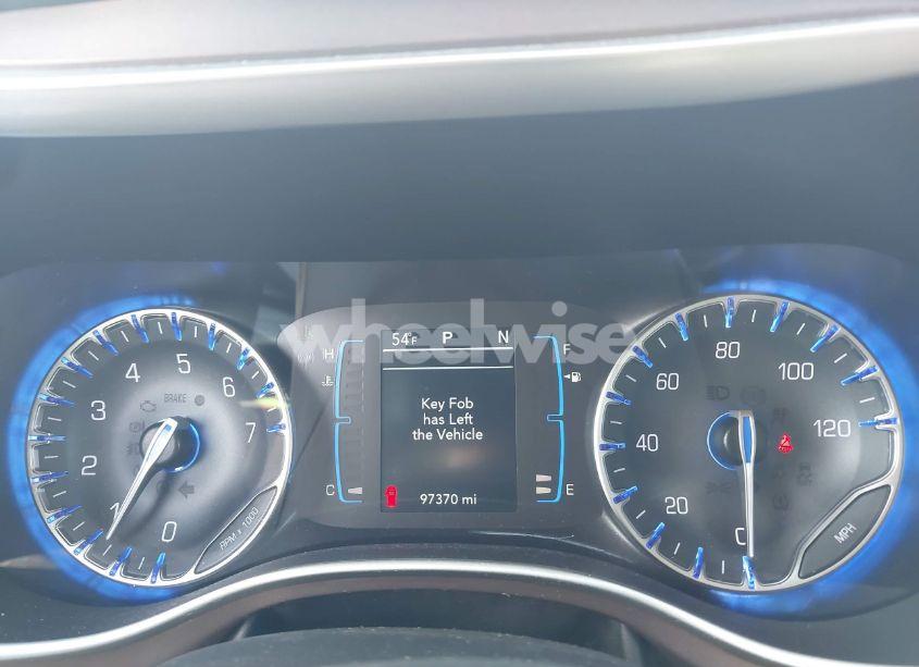 Photo 7 of 2017 Chrysler Pacifica TOURING (VIN 2C4RC1DG1HR521631)