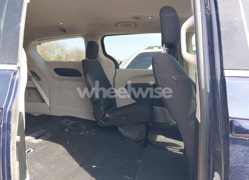 Photo 8 of 2017 Chrysler Pacifica TOURING (VIN 2C4RC1DG1HR684182)