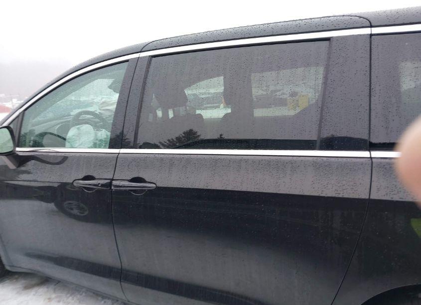 Photo 14 of 2017 Chrysler Pacifica TOURING (VIN 2C4RC1DG1HR730013)