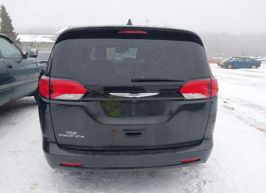 Photo 16 of 2017 Chrysler Pacifica TOURING (VIN 2C4RC1DG1HR730013)