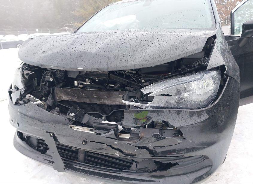 Photo 6 of 2017 Chrysler Pacifica TOURING (VIN 2C4RC1DG1HR730013)