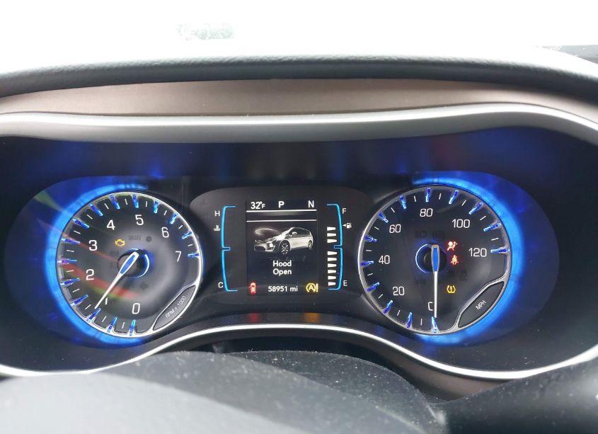 Photo 7 of 2017 Chrysler Pacifica TOURING (VIN 2C4RC1DG1HR730013)