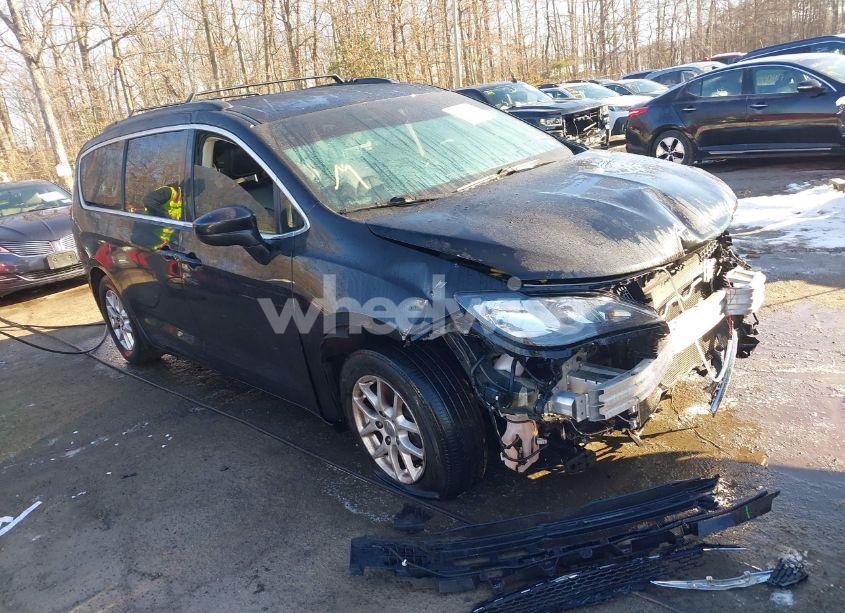 2020 Chrysler Voyager LXI (VIN 2C4RC1DG1LR257061) main photo