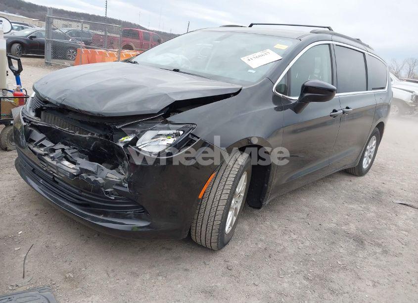 Photo 2 of 2020 Chrysler Voyager LXI (VIN 2C4RC1DG1LR268531)