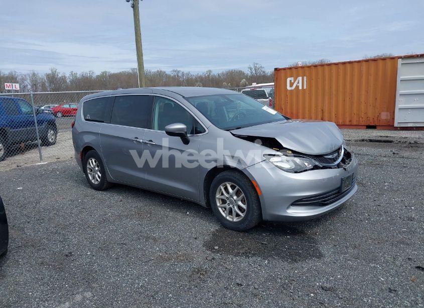 2017 Chrysler Pacifica TOURING (VIN 2C4RC1DG2HR708960) main photo