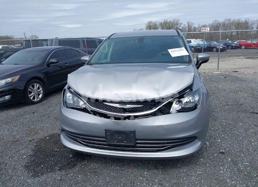 Photo 12 of 2017 Chrysler Pacifica TOURING (VIN 2C4RC1DG2HR708960)