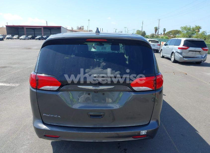 Photo 16 of 2017 Chrysler Pacifica TOURING (VIN 2C4RC1DG2HR722132)