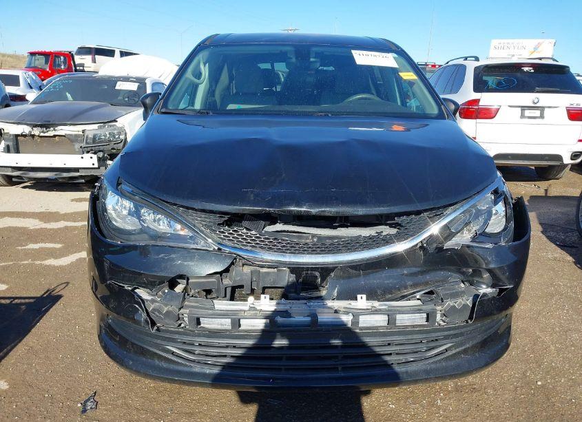 Photo 12 of 2017 Chrysler Pacifica TOURING (VIN 2C4RC1DG3HR502417)