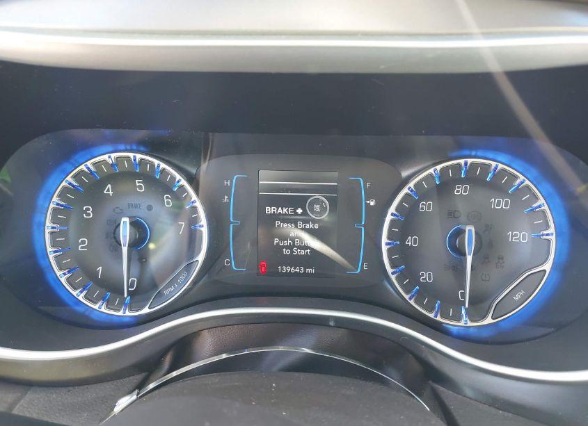 Photo 7 of 2017 Chrysler Pacifica TOURING (VIN 2C4RC1DG3HR502417)