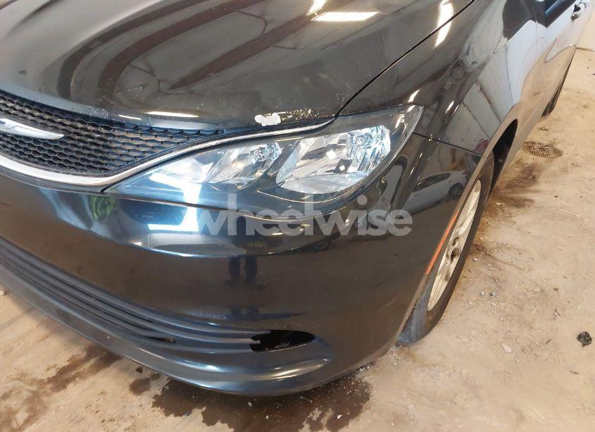 Photo 17 of 2017 Chrysler Pacifica TOURING (VIN 2C4RC1DG3HR571477)