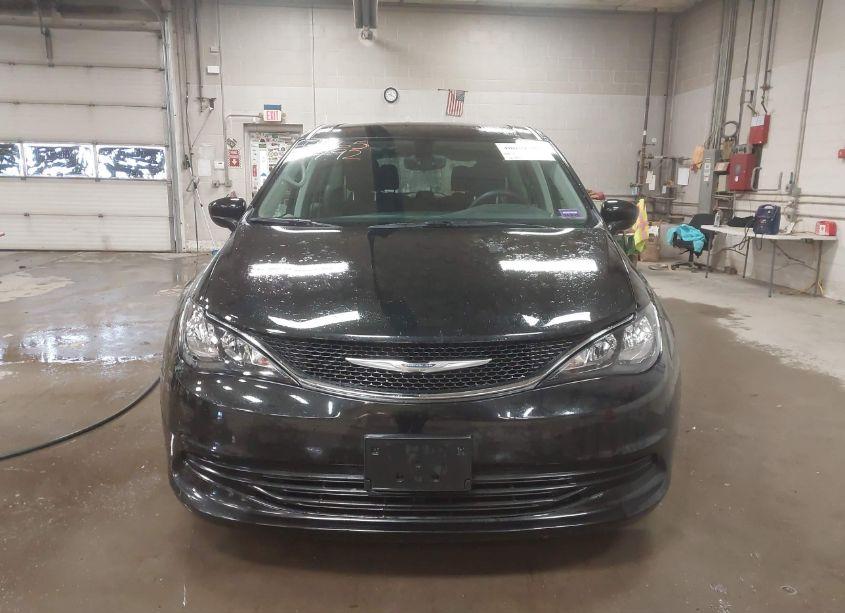 Photo 12 of 2017 Chrysler Pacifica TOURING (VIN 2C4RC1DG3HR593009)